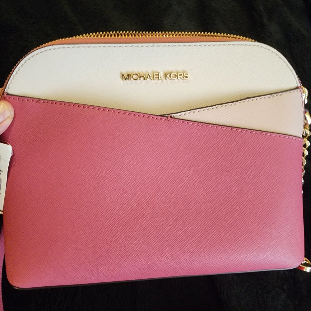 Michael Kors Crossbody Jet Set Rosewood Multi Color like new condition